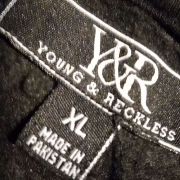 Young and Reckless - Picture 3 of 4